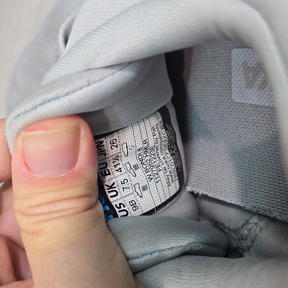 Hoka One One Mens Bondi 8 Athletic Running Shoes Sneakers Sz 9B - Picture 13 of 13